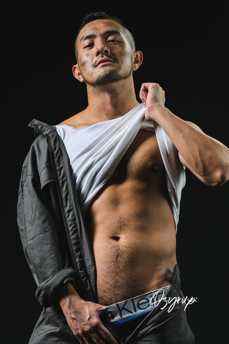 model: <a href="/ExKzy0104/">KAZUYA</a>