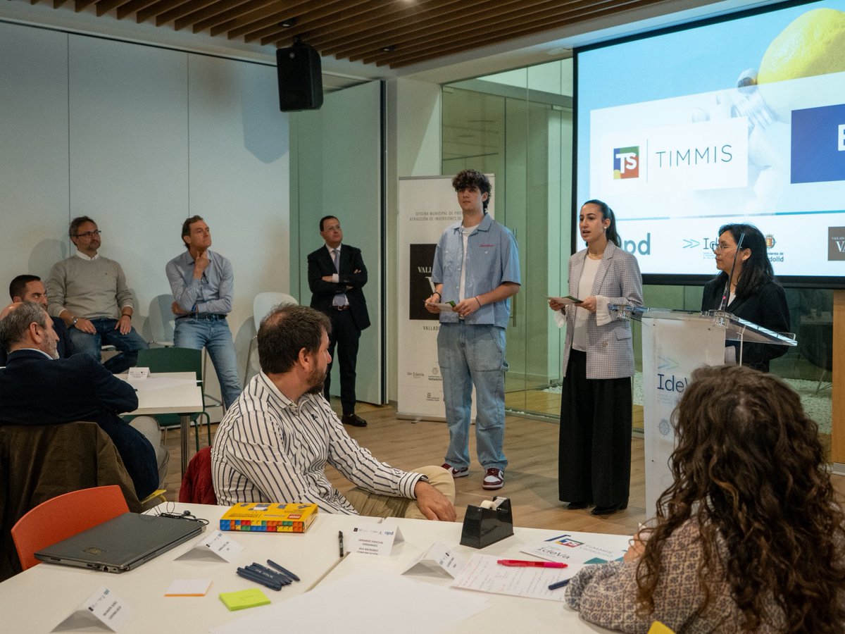 ideva_agencia's tweet image. ¡Hoy celebramos el Talent Challenge en Valladolid! Una jornada de innovación y talento emprendedor con @APDasociacion y @GlobalTimmis , donde brillan las ideas con impacto real.
#TalentChallenge #Valladolid