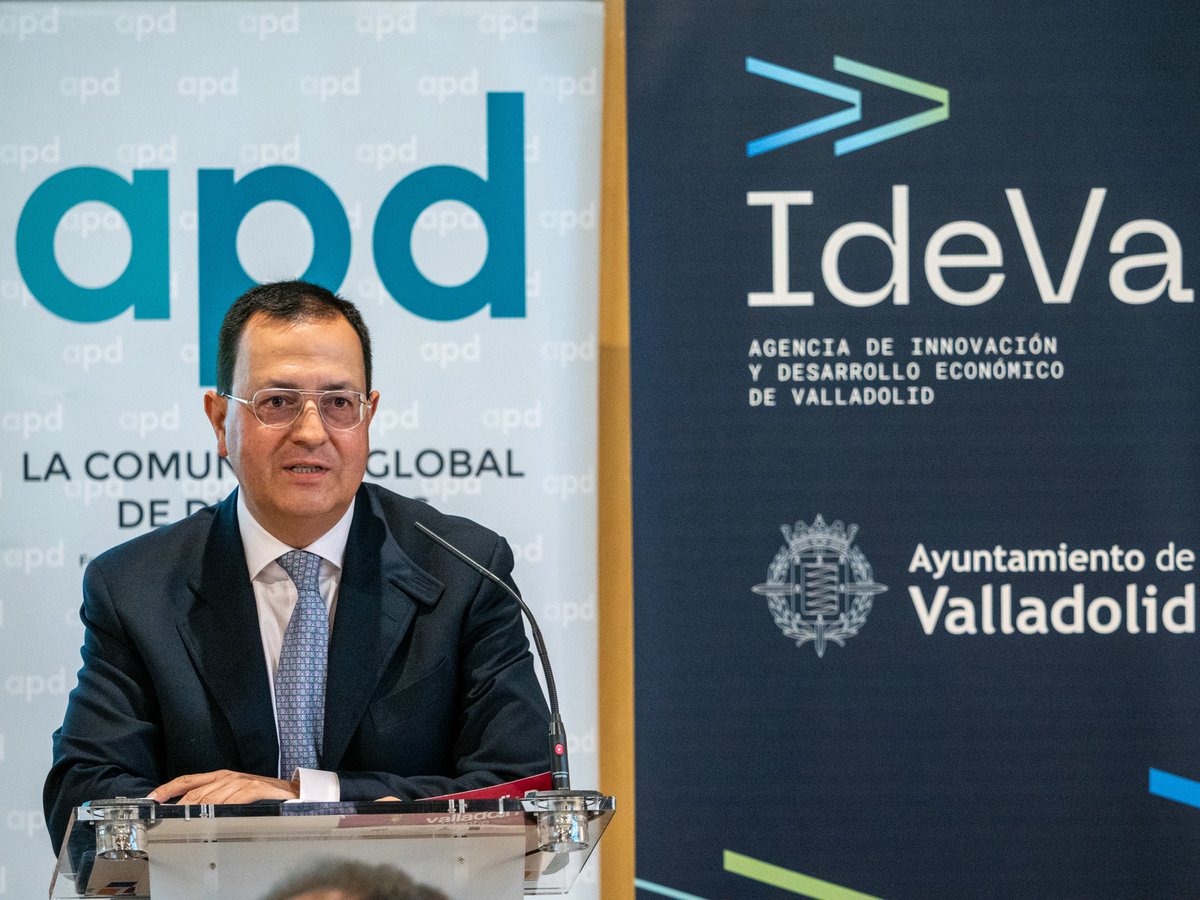 ideva_agencia's tweet image. ¡Hoy celebramos el Talent Challenge en Valladolid! Una jornada de innovación y talento emprendedor con @APDasociacion y @GlobalTimmis , donde brillan las ideas con impacto real.
#TalentChallenge #Valladolid