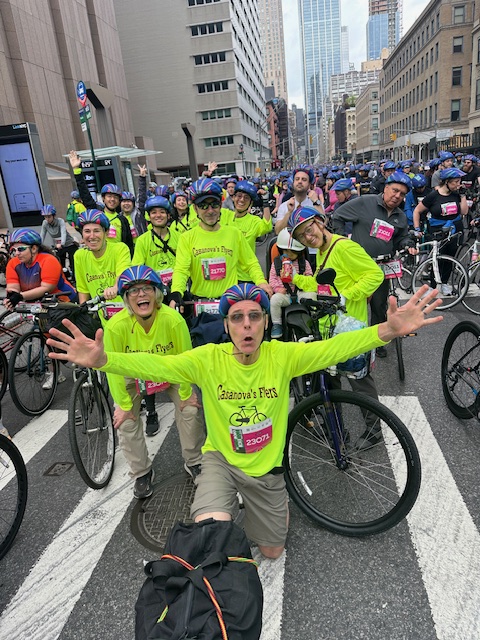 casanova_lab's tweet image. 1/ We took the day off at the bench to participate in the NYC Five Boro Bike Tour on Sunday!