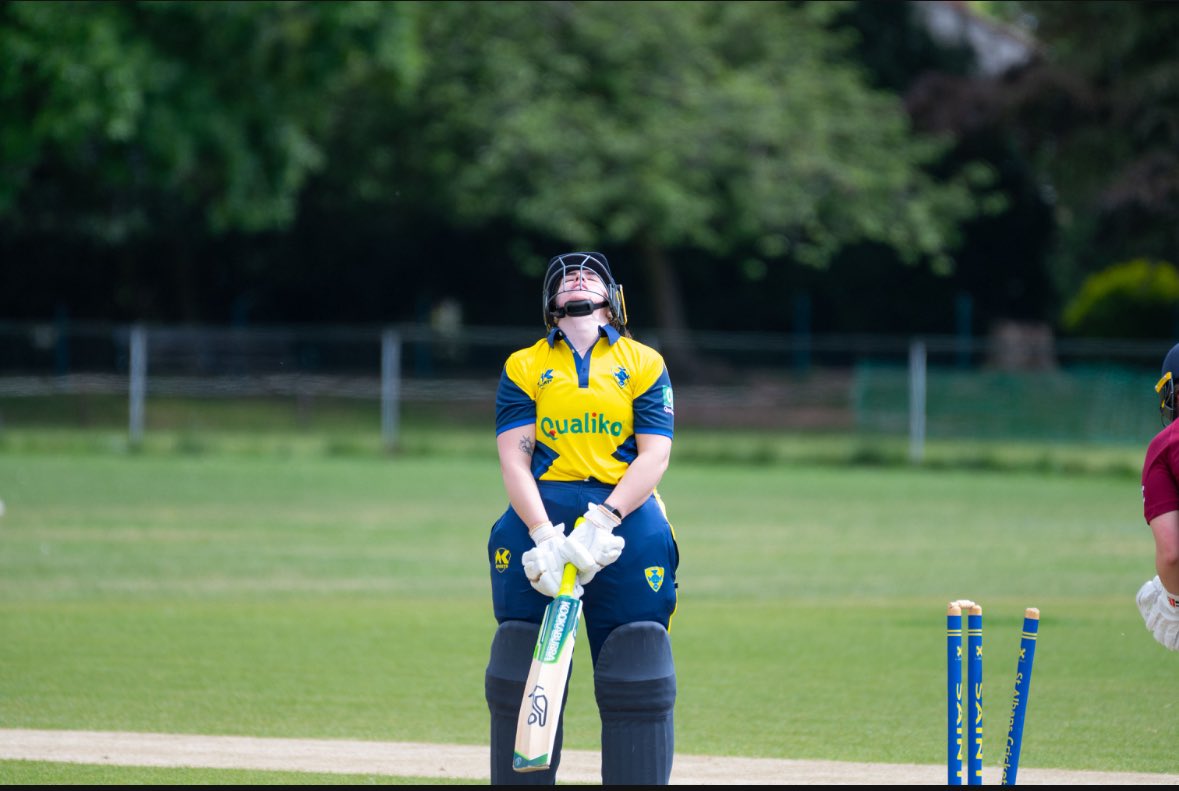 Amy Price tweet media