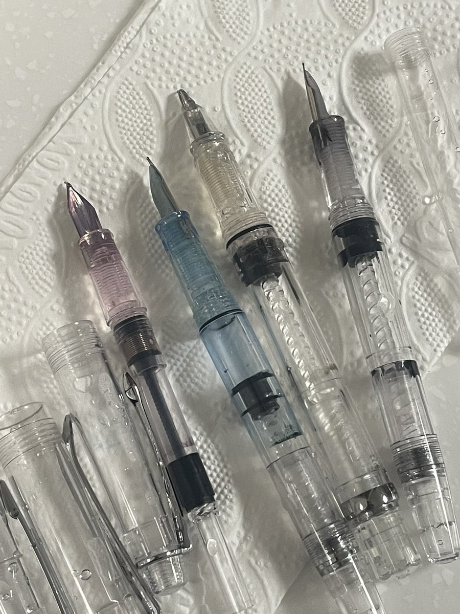 중국 브랜드 만년필들을 320년 만에 세척했어요