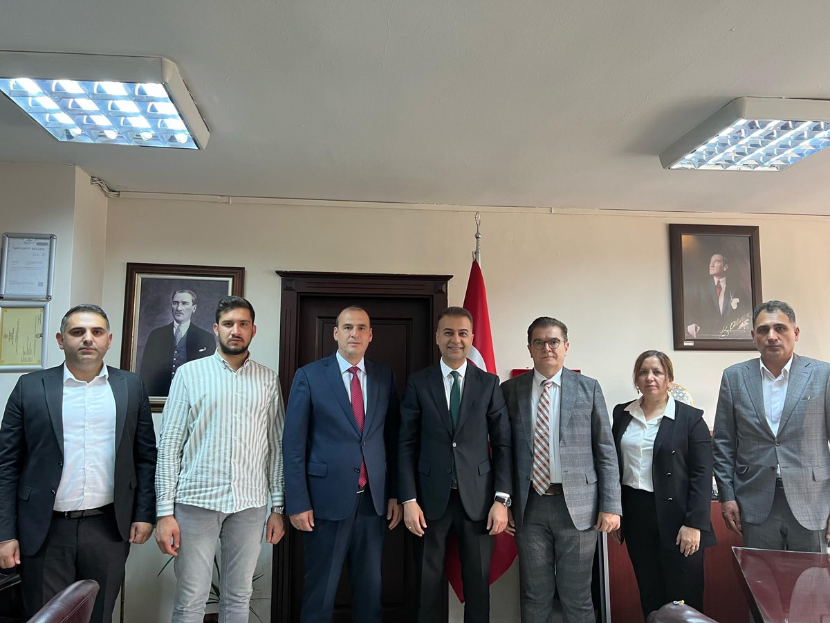 Yönetim Kurulu Üyelerimiz, Kadın Kolları Başkanımız @Gulizarkaya14, Gençlik Kolları  Başkanımız <a href="/ahmetbrkcskn03/">Ahmet Burak Coşkun🇹🇷</a> ile birlikte Ulucanlar Göz Hastanesi Başhekimi Prof. Dr. Kuddusi Teberik beye ziyarette bulunduk. 

Değerli hocamıza misafirperverliğinden dolayı teşekkür ediyoruz.