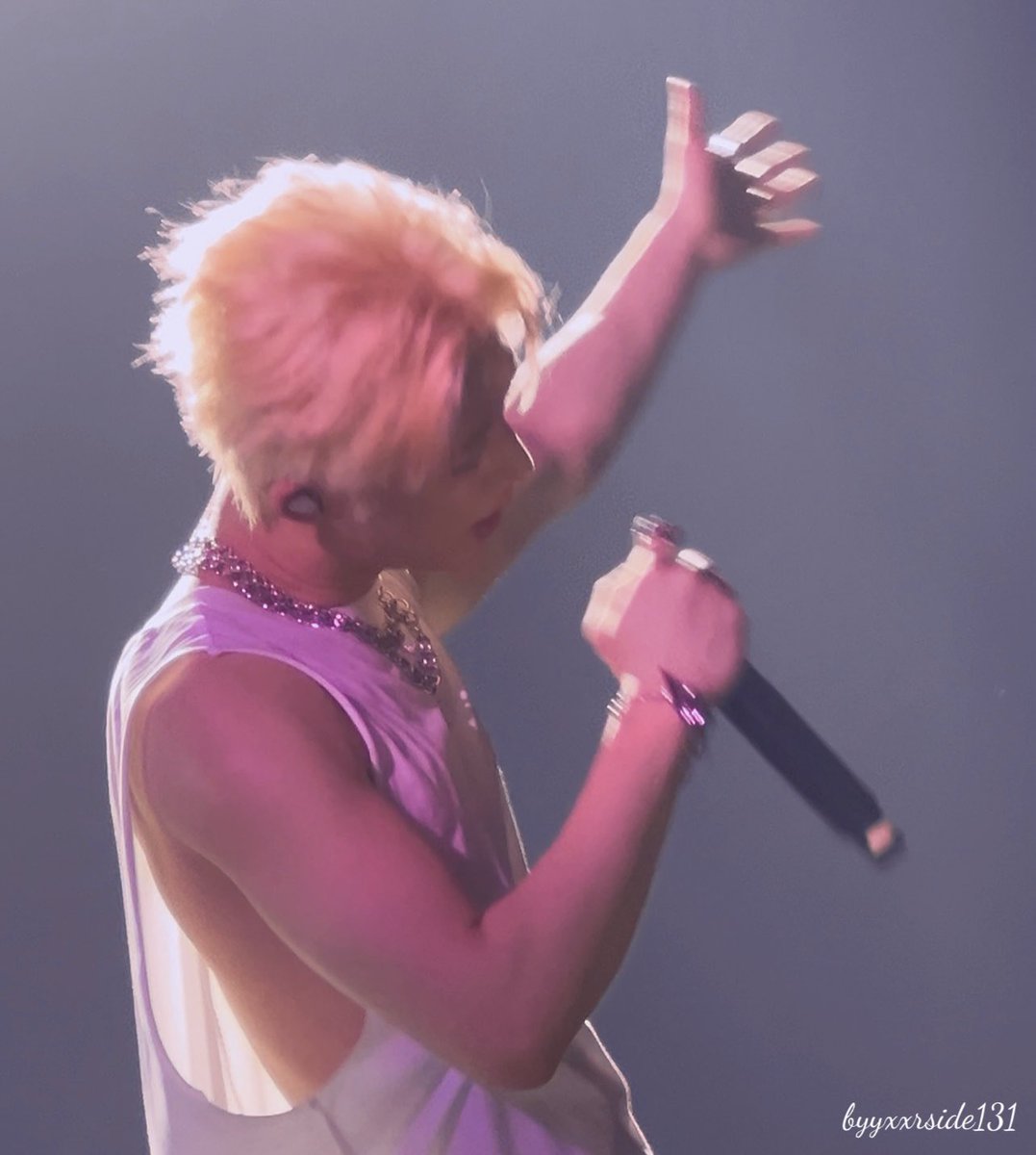 byyxxrside131's tweet photo. being an id, i’m here for hanbin’s music and his happiness. nothing else matters. https://t.co/2yEIR0wpiv