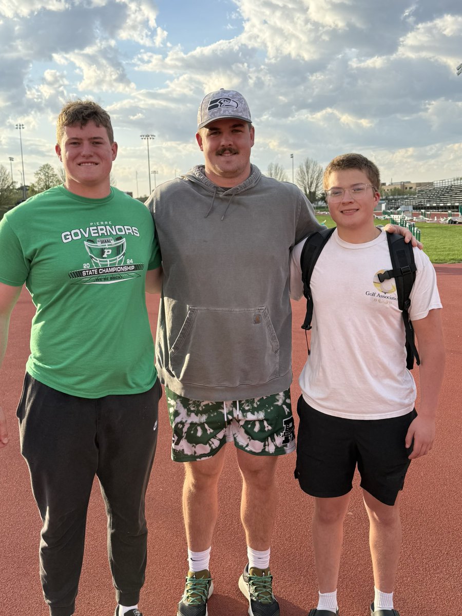 Not many get the privilege for some 6:30am O-line conditioning with a 2025 1st round NFL Draft pick.