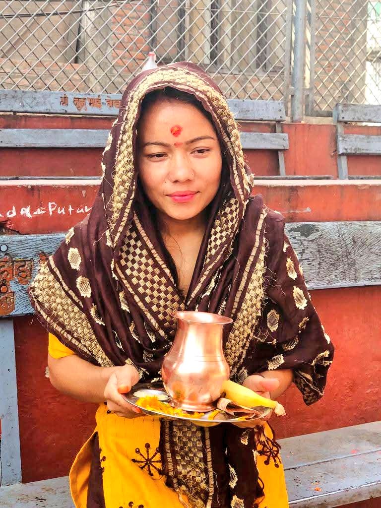 Akritichand1's tweet image. थाकेको त छैन तर निकै ढिला भए झै लाग्छ।छिट्टै सफल बनाई देउना है भगवान मन भित्र सपनाहरूको हानाहान छ।मन बाहिर बाध्यताको तानातान छ।🇳🇵🇳🇵