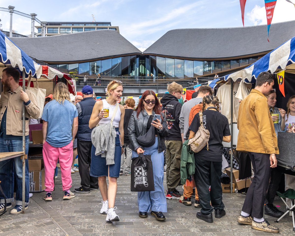 King's Cross, N1C (@kingscrossn1c) on Twitter photo The Independent Label Market is back at Coal Drops Yard this Saturday 10 May, to celebrate the vibrant community of independent UK record labels!
Entry is free, and you can find out more at: kingscross.co.uk/event/independ… The Independent Label Market is back at Coal Drops Yard this Saturday 10 May, to celebrate the vibrant community of independent UK record labels!
Entry is free, and you can find out more at: kingscross.co.uk/event/independ…