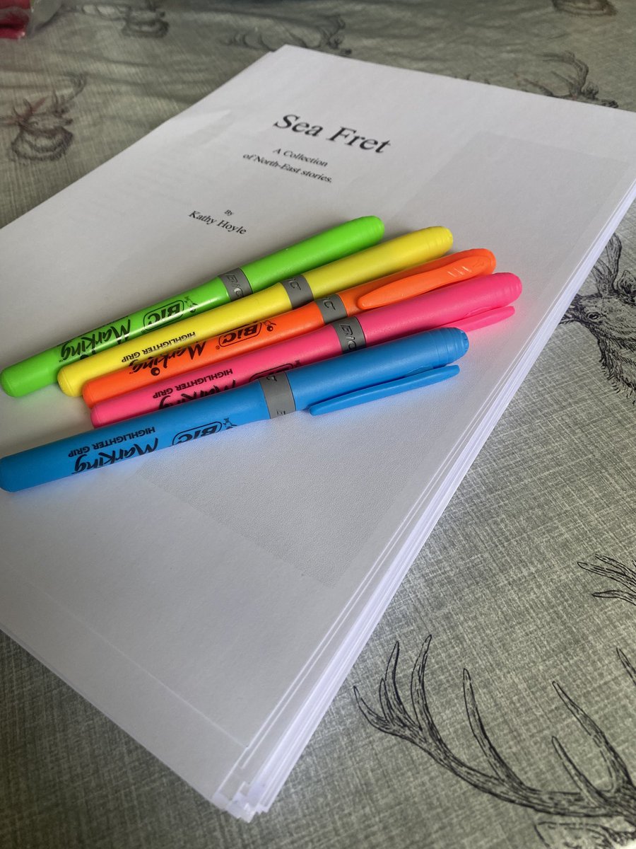 kathyhoyle1's tweet image. Received lots of wonderfully encouraging feedback from my supervisor- time to dig in and start the next round of edits! Eeeeep - it’s beginning to look like a real manuscript! 😱 #PhDstudy