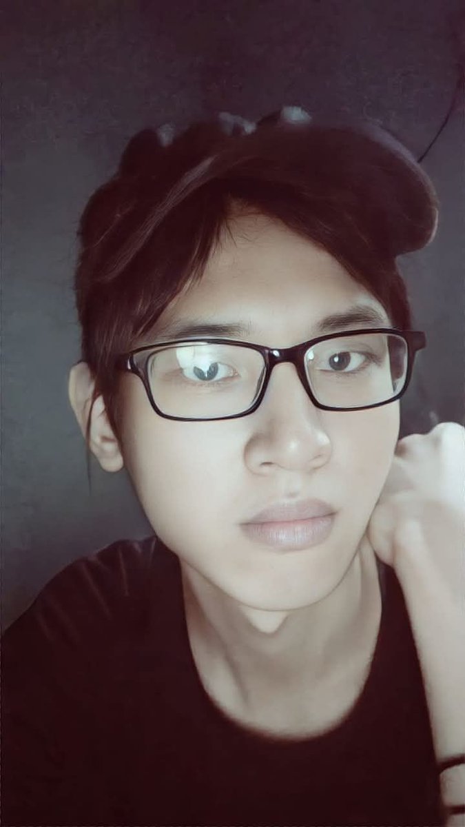 buian_86's tweet photo. Oke Uda 😶 https://t.co/peoJOCZvAA