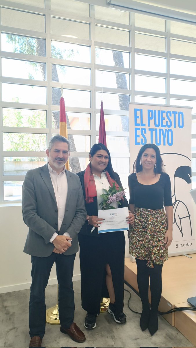 aempleomadrid's tweet photo. Hoy estamos de celebración 🥳 en @MADRID

15 alumnas han finalizado con éxito su formación en Atención #sociosanitaria 

Una formación a medida en colaboración con @MadridIgualdad y la  @fundacioncaser con #insercionlaboral directa 

Enhorabuena!

#EstrategiaEmpleoCiudadMadrid https://t.co/ToPnaixREK