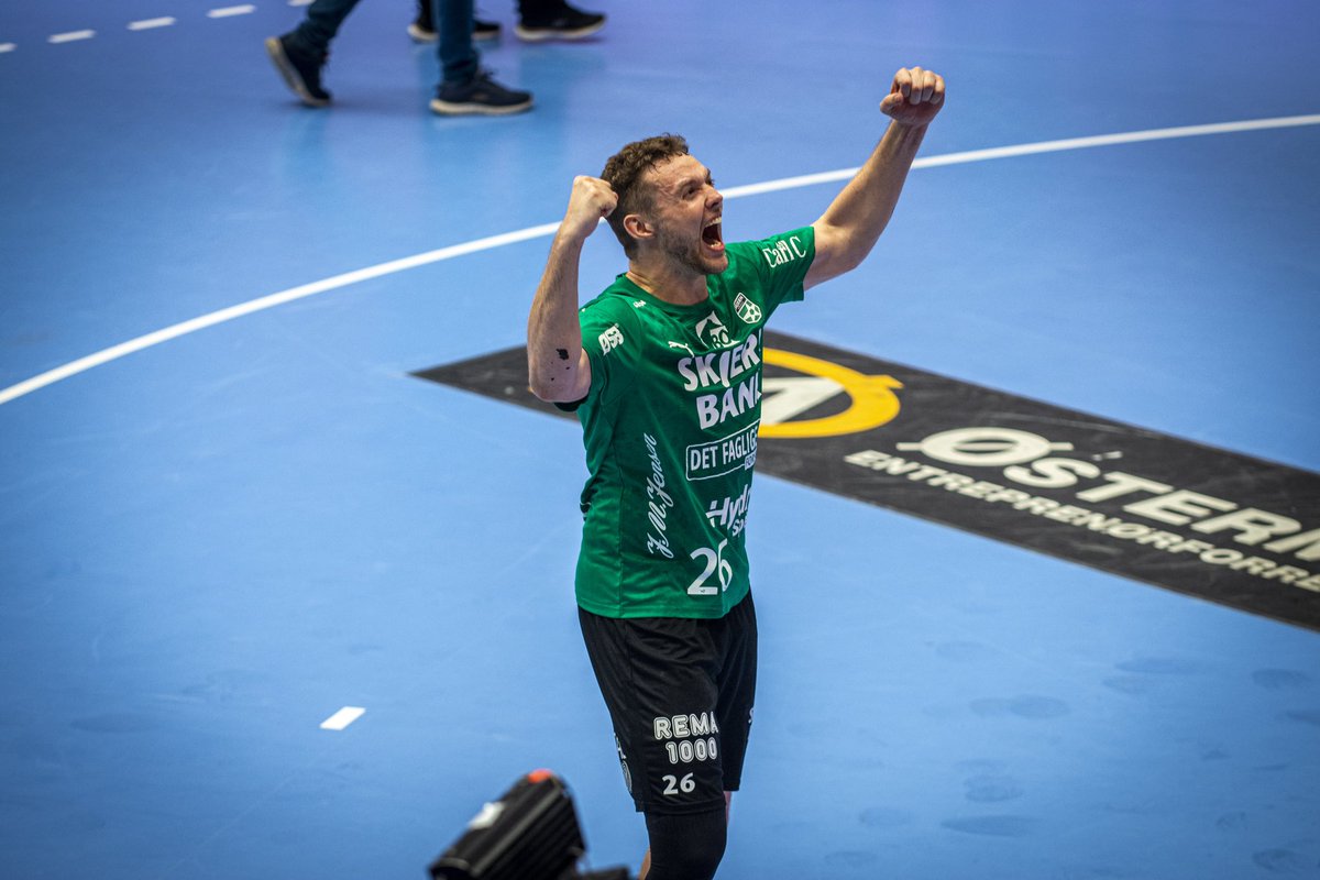 𝐒𝐤𝐣𝐞𝐫𝐧 𝐬𝐤𝐢𝐟𝐭𝐞𝐫 𝐮𝐝 𝐢 𝐦𝐢𝐝𝐭𝐞𝐫𝐟𝐨𝐫𝐬𝐯𝐚𝐫𝐞𝐭 

Skjern Håndbold og Aalborg Håndbold er blevet enige om en transfer, der sender Vetle Rønningen til Nordjylland efter denne sæson, mens et velkendt ansigt, Jonathan Würtz, vender retur til Skjern Håndbold 🤝

Læs