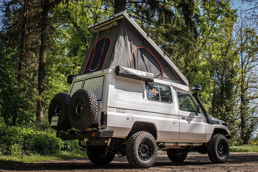 Made4x4's tweet photo. TOIT RELEVABLE ALU CAB HERCULES G2 BLANC POUR TOYOTA 75/78
https://t.co/RyRCXmj4Jo
contact@madein4x4.fr
+33 3 59 61 04 68 https://t.co/poYUNwf9HG