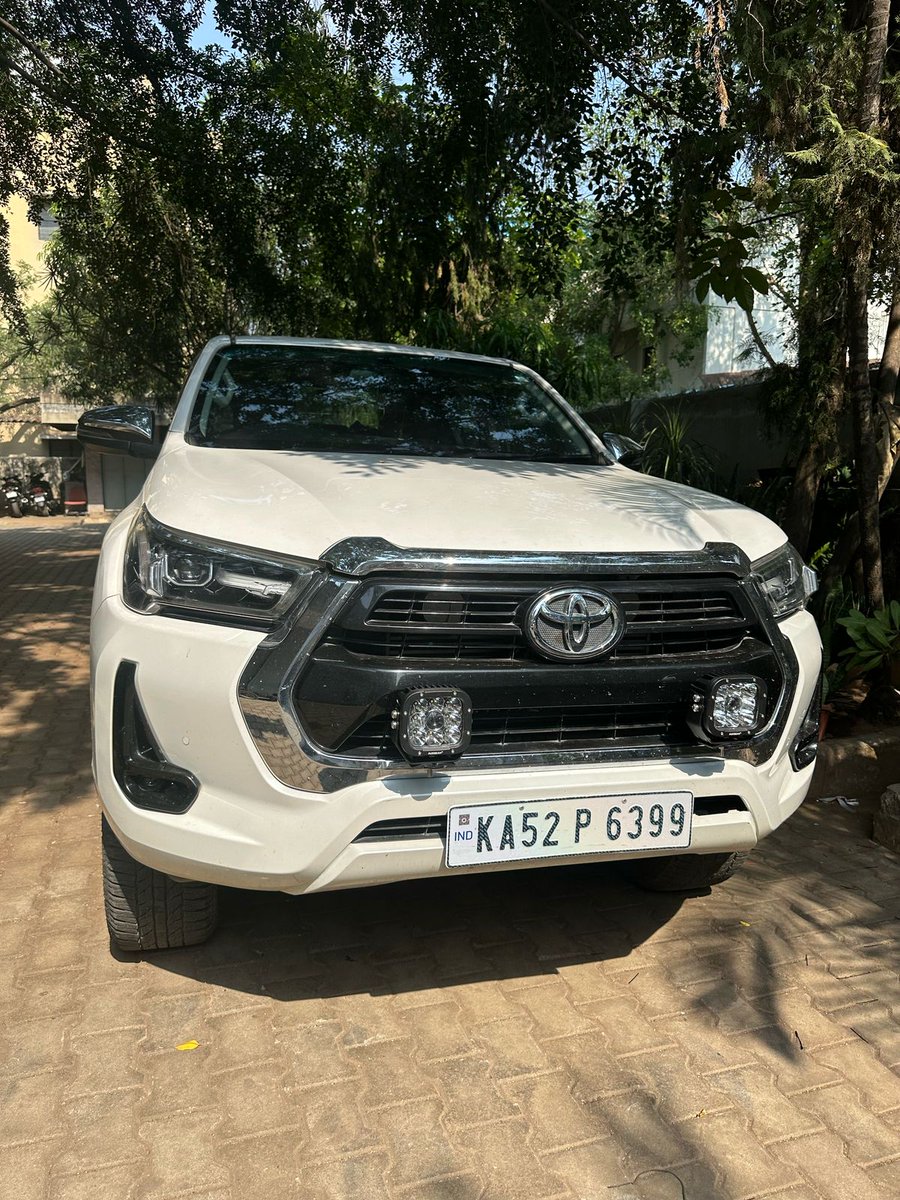 auxbeam_india's tweet image. Another Fortuner, another 🔥 transformation!
Huge thanks to our customer for choosing us for their LED pod light upgrade.
Bright roads &amp;amp; bold looks ahead! 💡

📞 +91 74499 44997
🌐 auxbeam.in/products/3-inc…

#Fortuner #LEDMods #AuxbeamIndia