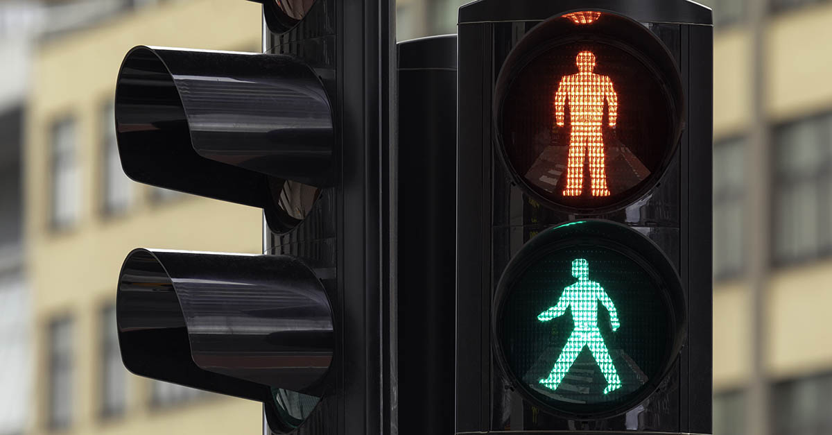 We don’t expect the US stock market to rise sustainably and smoothly over the coming weeks and months. Markets remain highly vulnerable to negative data and policy announcements. Get insight from our Global Market Strategy team, in their weekly market commentary.