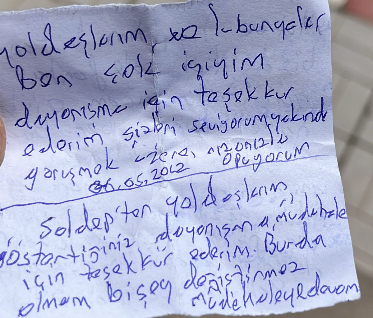 TSPmerkez's tweet photo. 🔴 YOLDAŞIMIZ ASYA GÖKALP’İN TAHLİYE TALEBİ REDDEDİLDİ! 📌

Yoldaşımızın SOLDEP’ten arkadaşlarına ve tüm dayanışma gösterenlere selamı var!

Bu kanunsuzluğu durduracağız, seni oradan alacağız!

#AsyaSerbestBırakılsın