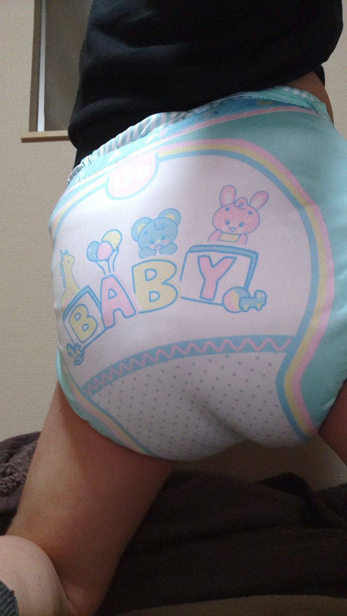 LittleForBigの大人用布おむつカバーを当ててみました。
布おむつは、何時ものように20枚当ててます。
#LittleForBig大人用布おむつカバー
#LittleForBig
#大人用布おむつカバー