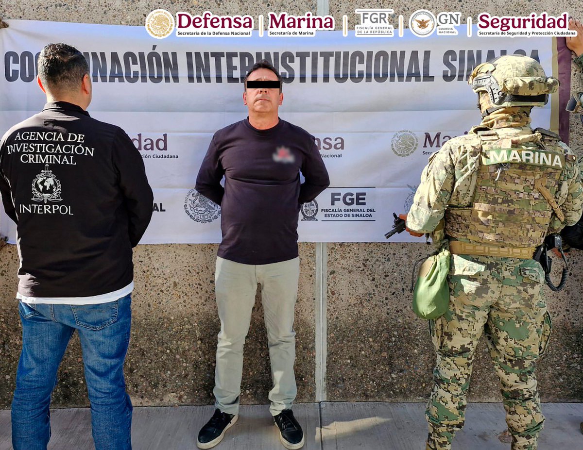 Resultado de labores de investigación, en una acción encabezada por  @SEMAR_mx y @FGRMexico en coordinación con el Gabinete de Seguridad se  detuvo en Culiacán, Sinaloa a Jesús "N", alias "Chuy", integrante del "