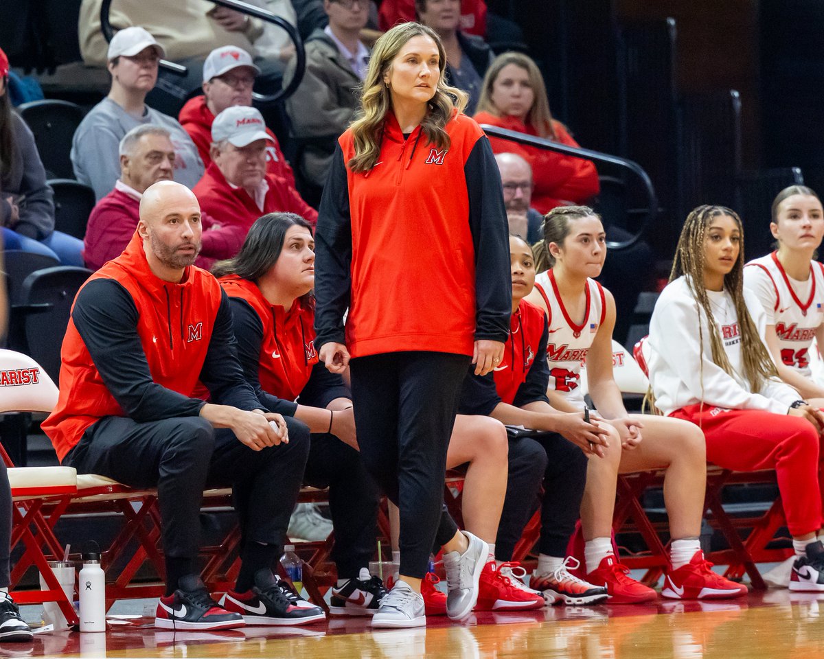 Marist Women’s Basketball (@maristwbb) on Twitter photo Happy birthday to our head coach and fearless leader <a href="/CoachErin13/">Erin Leger Doughty</a>!!! We hope you have an amazing day
🥳🎈 Happy birthday to our head coach and fearless leader <a href="/CoachErin13/">Erin Leger Doughty</a>!!! We hope you have an amazing day
🥳🎈