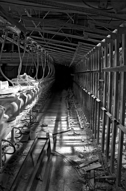 "Cavalheiros, eu declaro: estamos realmente de volta aos negócios!"

🏭 SCP-748 — "Dissolução Industrial", escrito por Metaphysician, traduzido por JazonRM.

scp-pt-br.wikidot.com/scp-748