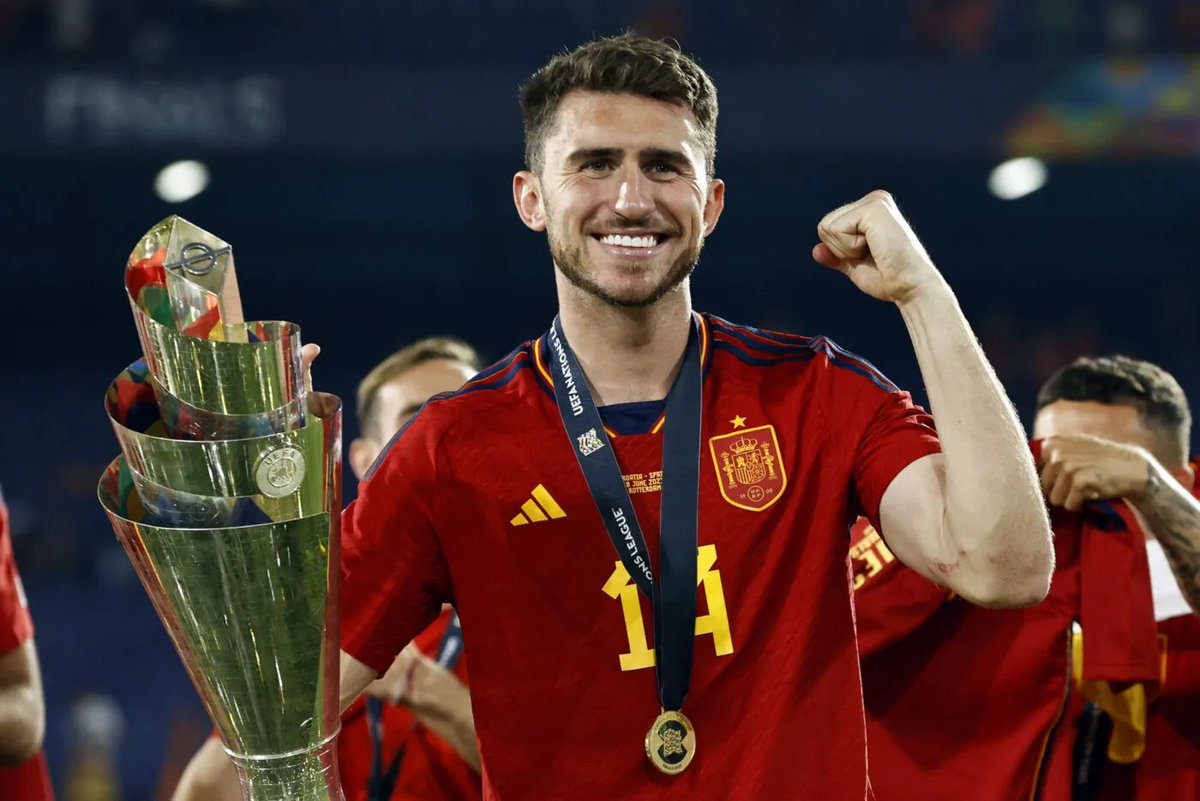 🚨Si l’OM se qualifie en Ligue des Champions, et décide de recruter Aymeric Laporte 🇪🇸, le joueur sera… libéré de son contrat !!!!

👀 Il s’engagerait donc GRATUITEMENT à l’OM !!! 

🗞️ <a href="/laprovence/">La Provence</a>
