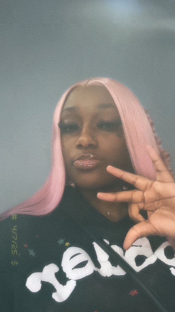 👑🐍 tweet media