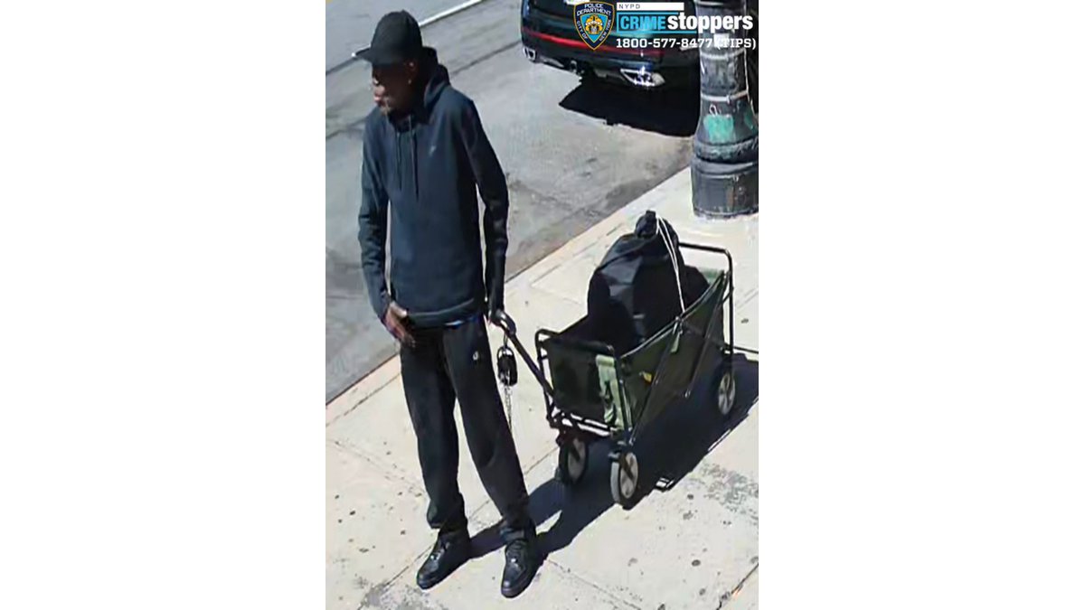 NYPD NEWS (@nypdnews) on Twitter photo 🚨WANTED for an ATTEMPTED MURDER: On 04/29/25 at 10:45 AM, in the vicinity of East 116 St and Pleasant Ave in Manhattan, a male individual did discharge a firearm multiple times at a 40-year-old male victim after a verbal dispute.
Any info? DM <a href="/NYPDTips/">NYPD Crime Stoppers</a>, or call 800-577-TIPS 🚨WANTED for an ATTEMPTED MURDER: On 04/29/25 at 10:45 AM, in the vicinity of East 116 St and Pleasant Ave in Manhattan, a male individual did discharge a firearm multiple times at a 40-year-old male victim after a verbal dispute.
Any info? DM <a href="/NYPDTips/">NYPD Crime Stoppers</a>, or call 800-577-TIPS