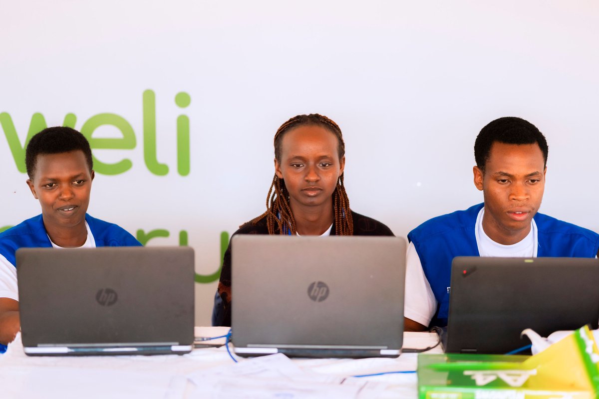 RSSB_Rwanda's tweet photo. Kuri uyu wa Kabiri, mu karere ka Rwamagana hatangijwe ku mugaragaro gahunda yo Kwishyura Mituweli hashingiwe ku makuru ari muri Sisiteme Imibereho yasimbuye Ibyiciro by’Ubudehe. https://t.co/Loplqxg8Sc