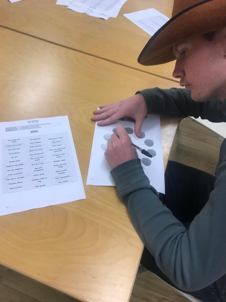 Edintervention (@edintervention) on Twitter photo Post-16 learners exploring their personal skills and qualities β reflecting on how these can shine in the workplace! Great step toward future careers.
#EmployabilitySkills #Post16 #CareersEducation #LifeSkills #workready Post-16 learners exploring their personal skills and qualities β reflecting on how these can shine in the workplace! Great step toward future careers.
#EmployabilitySkills #Post16 #CareersEducation #LifeSkills #workready