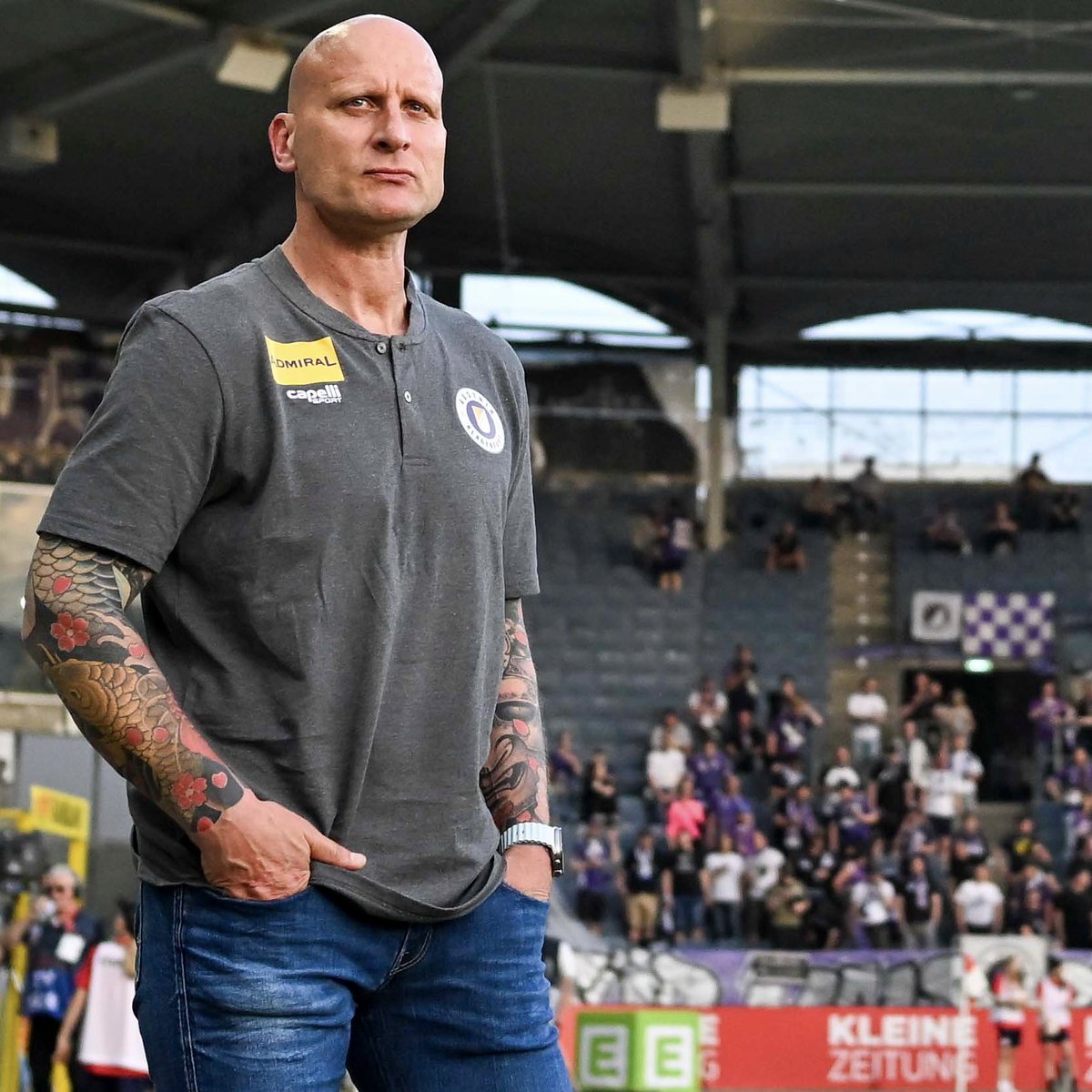 austria_sk's tweet image. Mit der Verpflichtung von Carsten #Jancker als neuem Chefcoach hat die Austria Klagenfurt einige prominente Anhänger hinzugewonnen. Plötzlich schauen auch einige Legenden des FC Bayern München mit Interesse nach Kärnten.

📰 skaustriaklagenfurt.at/05/hamann-setz…

#SKA #ForzaViola