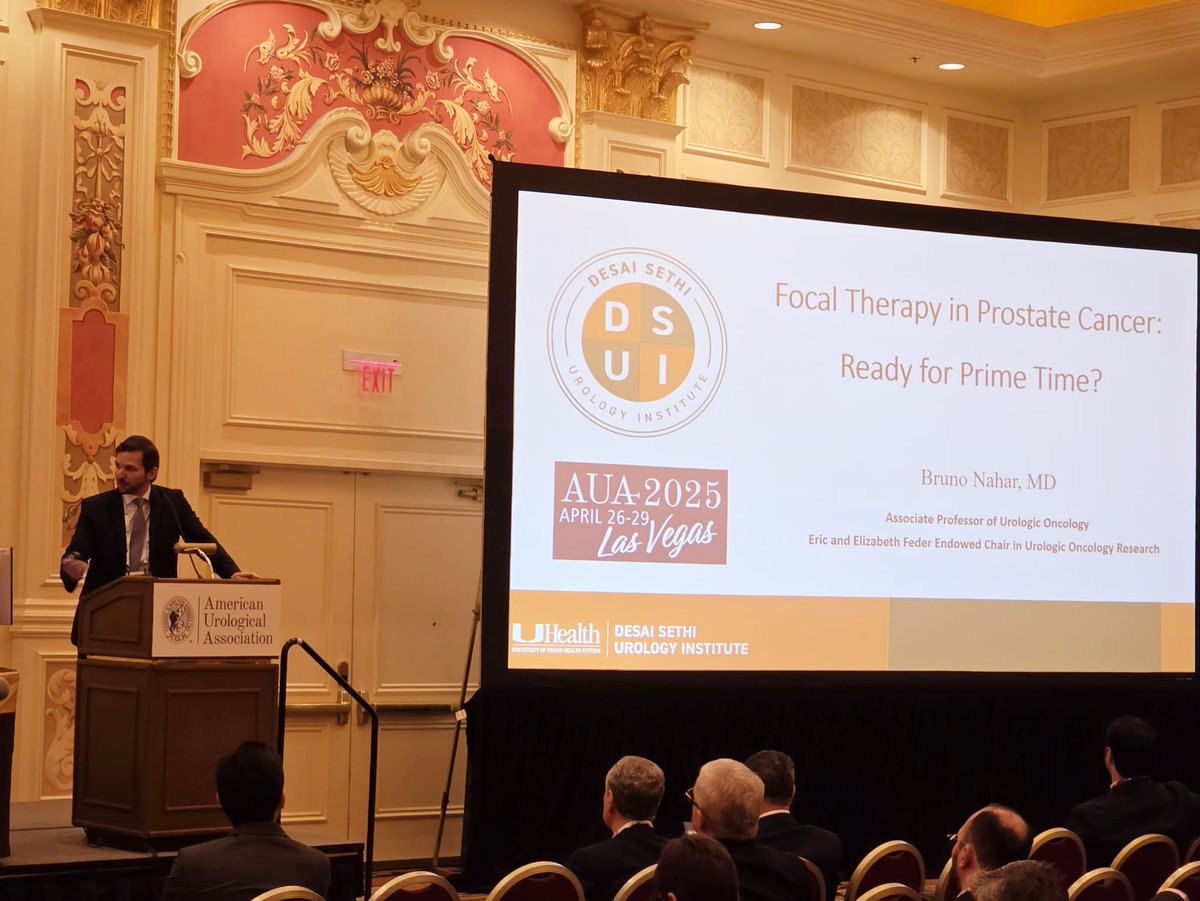 dsui_miami_uro's tweet image. The Desai Sethi Urology Institute made a significant impact at #AUA25 showcasing leadership and innovation in #urology. With over 20 presentations, DSUI faculty highlighted advancements in #prostatecancer trials, #bladdercancer treatment, & female #pelvicmedicine. Notably,…