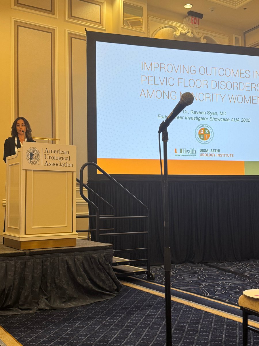 dsui_miami_uro's tweet image. The Desai Sethi Urology Institute made a significant impact at #AUA25 showcasing leadership and innovation in #urology. With over 20 presentations, DSUI faculty highlighted advancements in #prostatecancer trials, #bladdercancer treatment, & female #pelvicmedicine. Notably,…