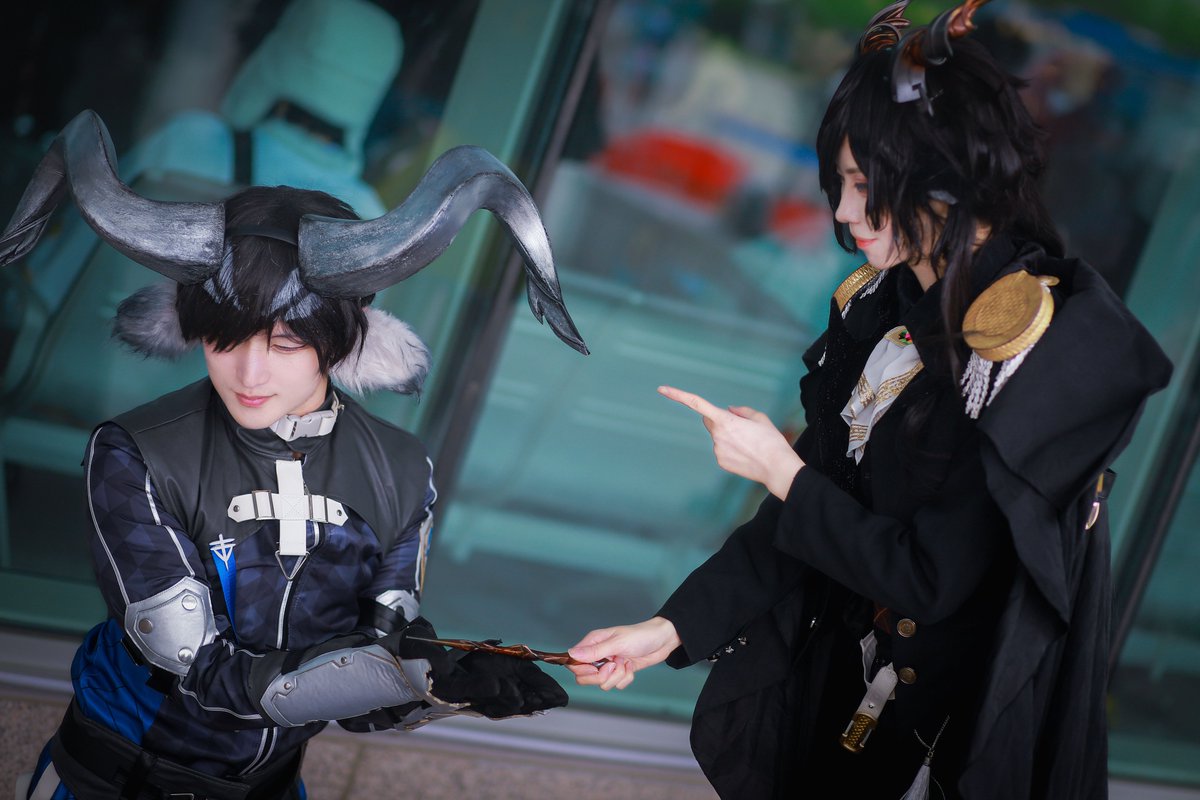 cos_miko's tweet image. 대충 말안듣는 수행인 혼내주기 
근데...수행인에겐 포상인가봅니다..??! 

#Arknights #Ebenholz #Lessing
#黑键 #エーベンホルツ #レッシング #일페
📸@sin29010