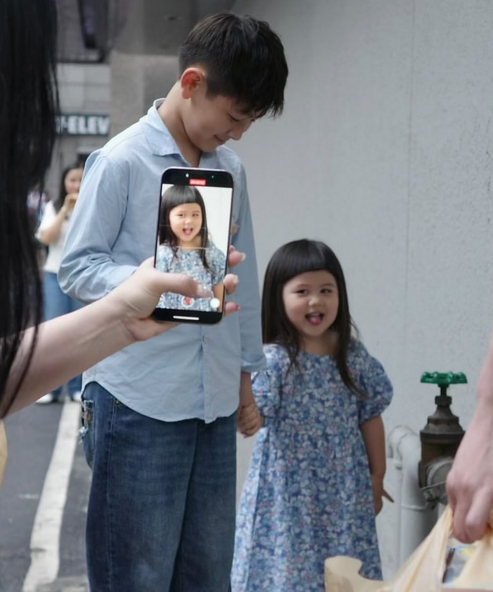 PlobJai's tweet image. เกลลลลล ป๊าทราบเรื่องยัง ! 5555555555555555555555555