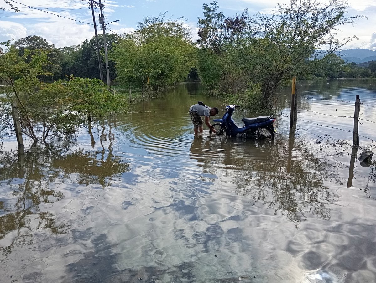 Retoma de meandros del río Cauca. No son inundaciones.