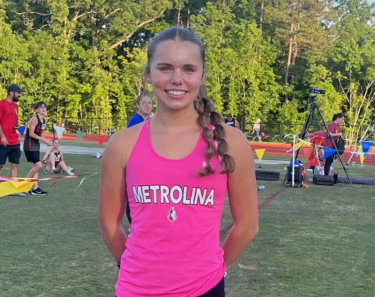 Congratulations to Ridley Rutherford for breaking the middle school school record in the 800 meters, running 2:24.82, bettering the mark of 2:25.16 she set last year.
<a href="/MSCarolinas_/">MileSplit Carolinas</a> <a href="/SCSportsReport/">Tripp Roakes</a>