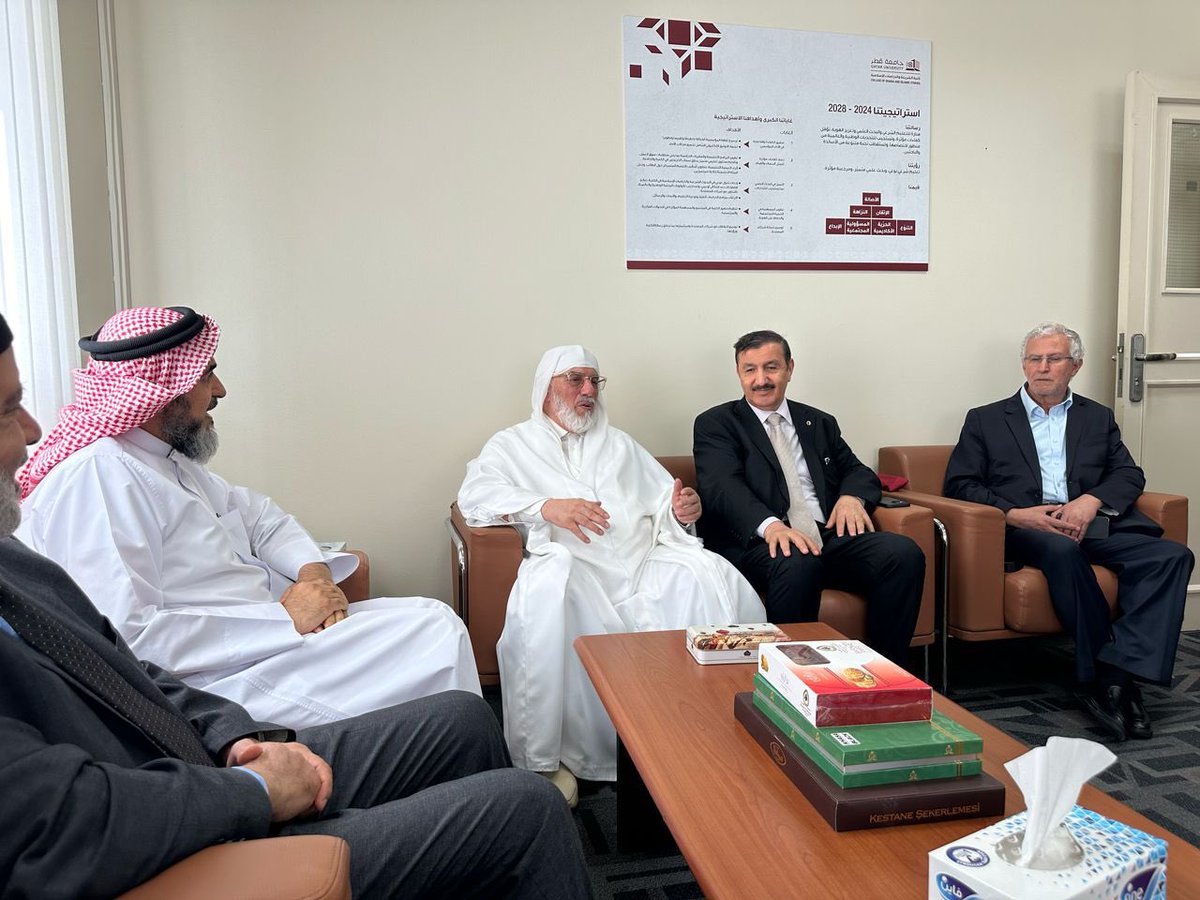 كلية الشريعة/ جامعة قطر tweet media