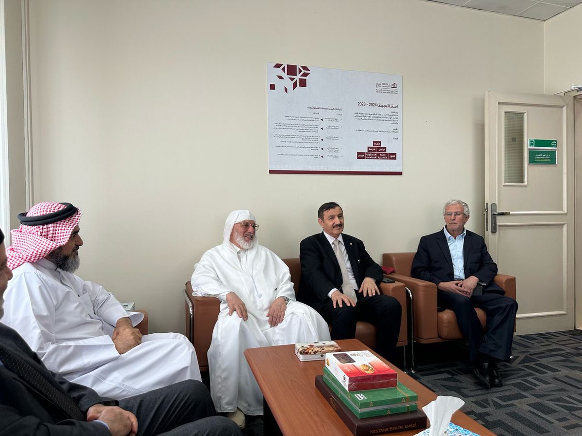 كلية الشريعة/ جامعة قطر tweet media