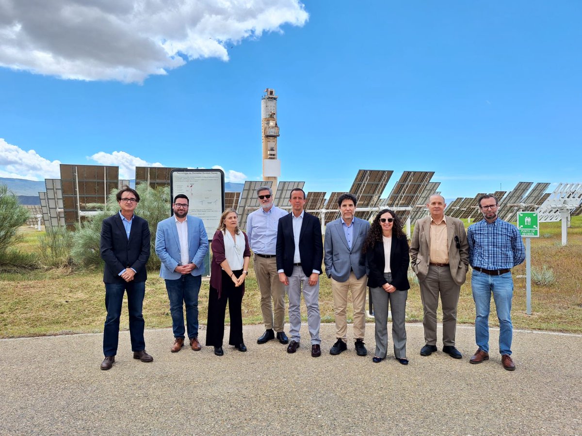 Subdel Gob Almería (@subdegobalmeria) on Twitter photo 📍 Otro logro más para la Plataforma Solar de Almería: es ya la sede del consorcio europeo de infraestructuras de investigación EU Solaris ERIC.
<a href="/CienciaGob/">Ministerio de Ciencia, Innovación y Universidades</a>
<a href="/psaciemat/">PSA-CIEMAT</a> 📍 Otro logro más para la Plataforma Solar de Almería: es ya la sede del consorcio europeo de infraestructuras de investigación EU Solaris ERIC.
<a href="/CienciaGob/">Ministerio de Ciencia, Innovación y Universidades</a>
<a href="/psaciemat/">PSA-CIEMAT</a>