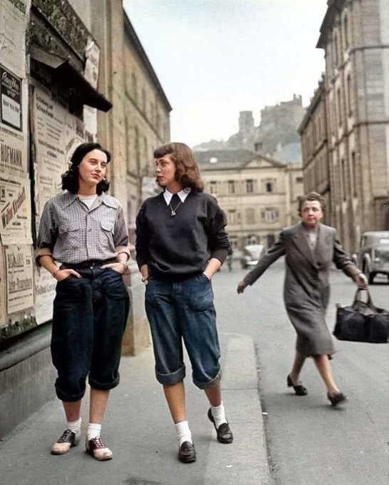 LonggAgo's tweet image. Teddy girls shocking the older generations, 1940s