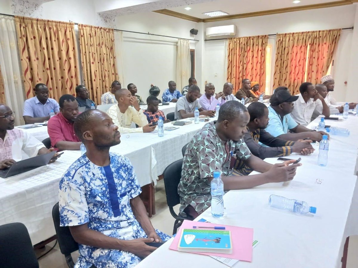 Grâce à <a href="/DevCanada/">Développement Canada</a> 🇨🇦 , le projet Renforcement du pouvoir des femmes et des filles contre les zoonoses au 🇧🇫 &amp; 🇸🇳 a tenu un atelier à Manga au #Burkina qui a permis:
✅ Adoption du guide de fonctionnement des unités Une Seule Santé
✅ Renforcement du leadership des acteurs locaux