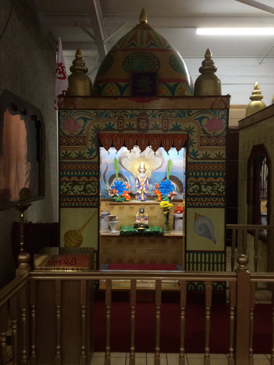 year3ijs tweet media