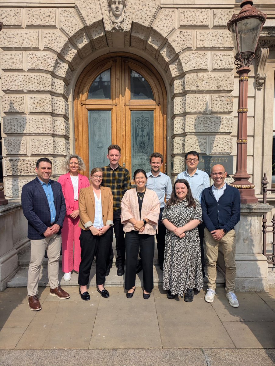 Last Friday, we welcomed the Environmental Science: Water Research &amp; Technology Editorial Board to Burlington House for a productive meeting on water impact, themed collections, perspectives &amp; global engagement. The journal remains a vital hub for cutting-edge water research 💧