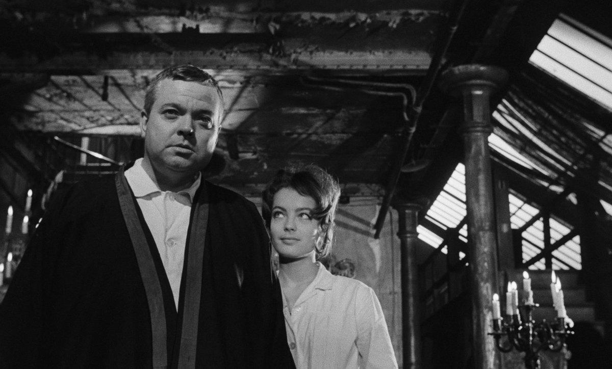 Happy birthday to Orson Welles!  

Among his many legendary achievements, Welles starred as Harry Lime in THE THIRD MAN (1949) and directed, wrote, and starred in his essential Kafka adaptation THE TRIAL (1962).   

#BOTD (1915 - 1985)