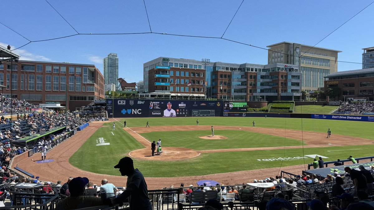 ericjlamb's tweet image. Hey @DurhamBulls, I'm enjoying the game today, but for some reason the radio broadcast on 620AM once again has a 45 second delay. Makes for a tough listen.
