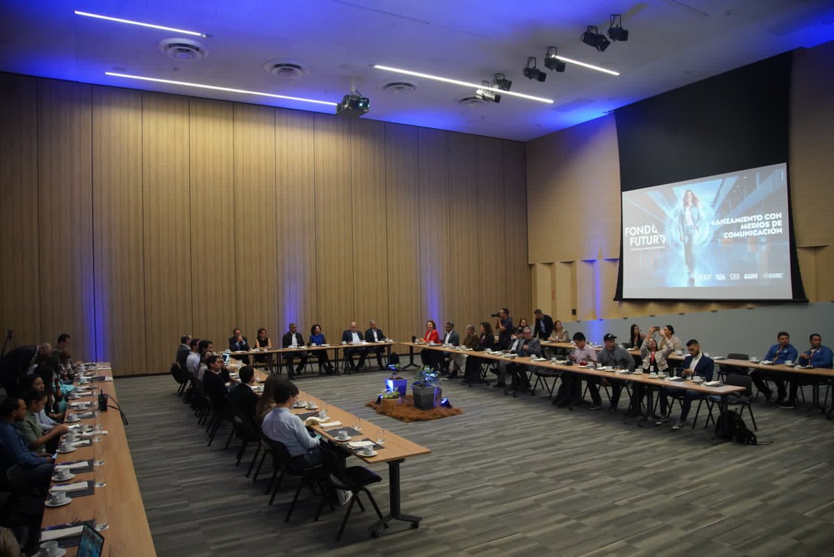 Universidad EAFIT (@eafit) on Twitter photo #AEstaHora desde la <a href="/upbcolombia/">UPB</a> acompañamos el lanzamiento del #FondoFuturo, una iniciativa conjunta de las universidades <a href="/UniversidadCES/">Universidad CES</a>, <a href="/UniversidadEIA/">Universidad EIA</a>, #EAFIT, <a href="/upbcolombia/">UPB</a> y <a href="/UdeMedellin_/">Universidad de Medellín</a> para facilitar el acceso a la educación superior 🎓.
Esta alianza busca beneficiar a #AEstaHora desde la <a href="/upbcolombia/">UPB</a> acompañamos el lanzamiento del #FondoFuturo, una iniciativa conjunta de las universidades <a href="/UniversidadCES/">Universidad CES</a>, <a href="/UniversidadEIA/">Universidad EIA</a>, #EAFIT, <a href="/upbcolombia/">UPB</a> y <a href="/UdeMedellin_/">Universidad de Medellín</a> para facilitar el acceso a la educación superior 🎓.
Esta alianza busca beneficiar a
