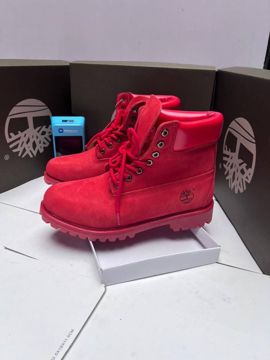 Tunmiiiiiiiii's tweet image. Buy shoes from me today 🥹
All available and affordable