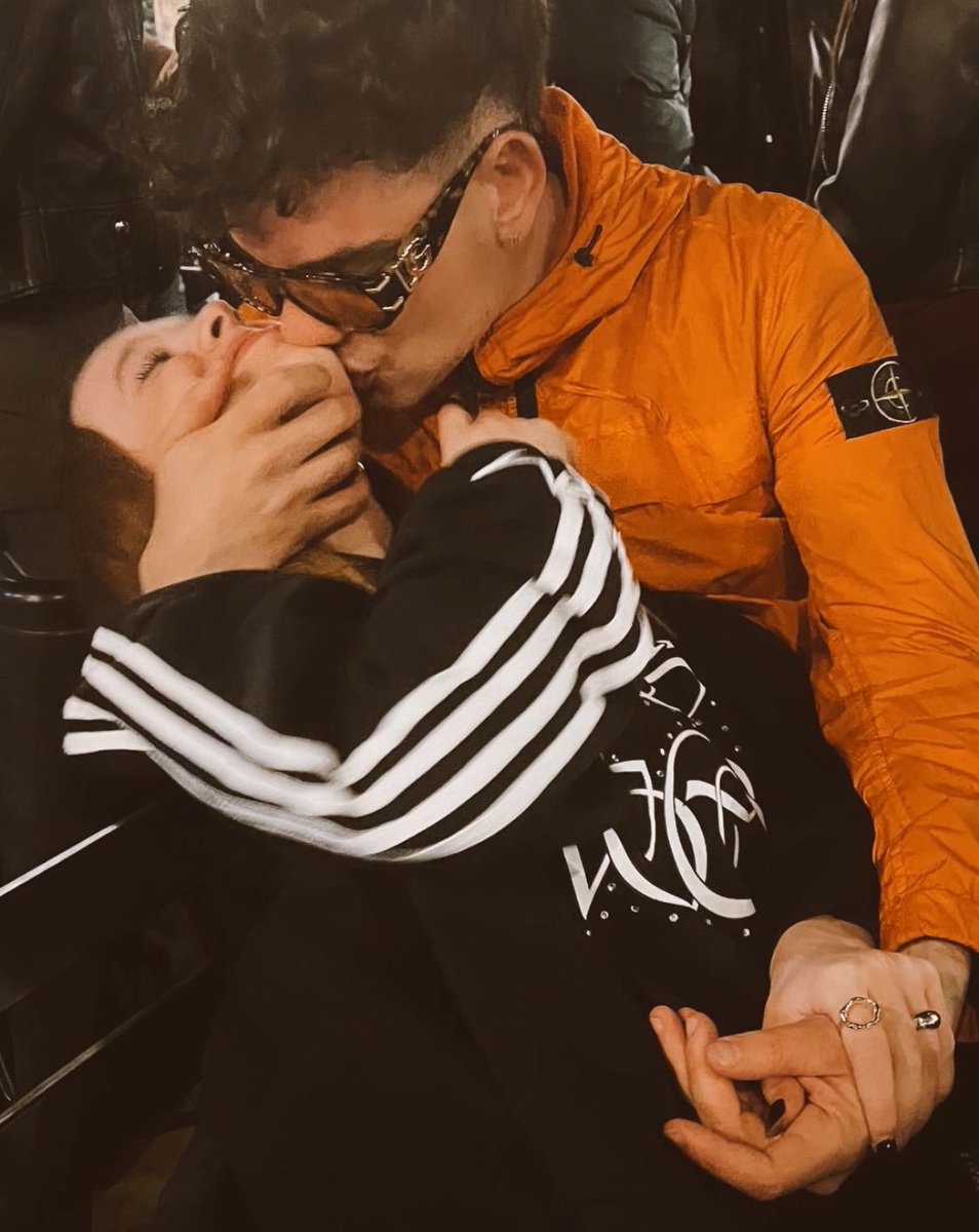 GVNGLOVEGIRL's tweet photo. this could be us https://t.co/cff3C2MczK
