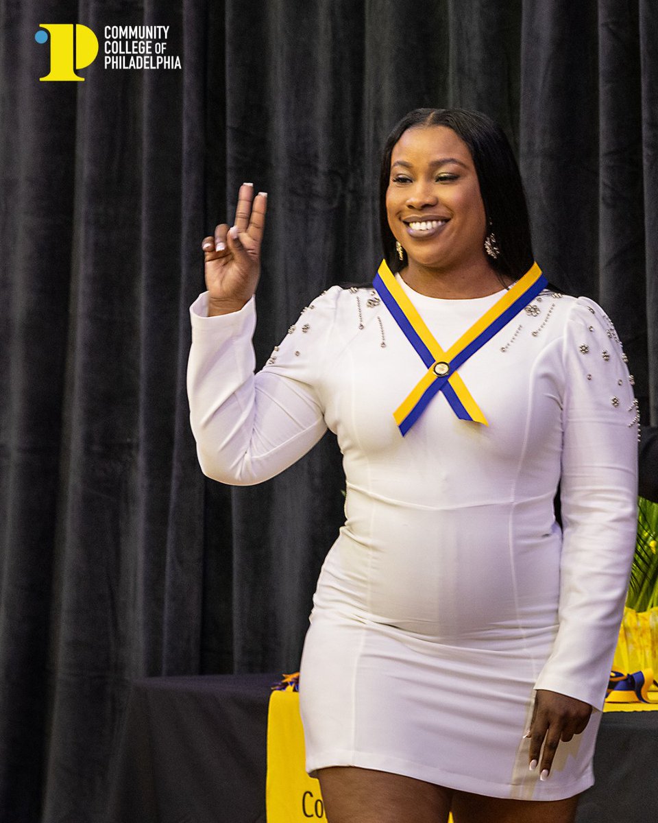 A proud moment for our future nurses! 💙🩺

Last week, we celebrated the incredible accomplishments of our nursing graduates at the Pinning Ceremony. With gratitude to the faculty, staff, clinical partners, and families who helped guide and support them.