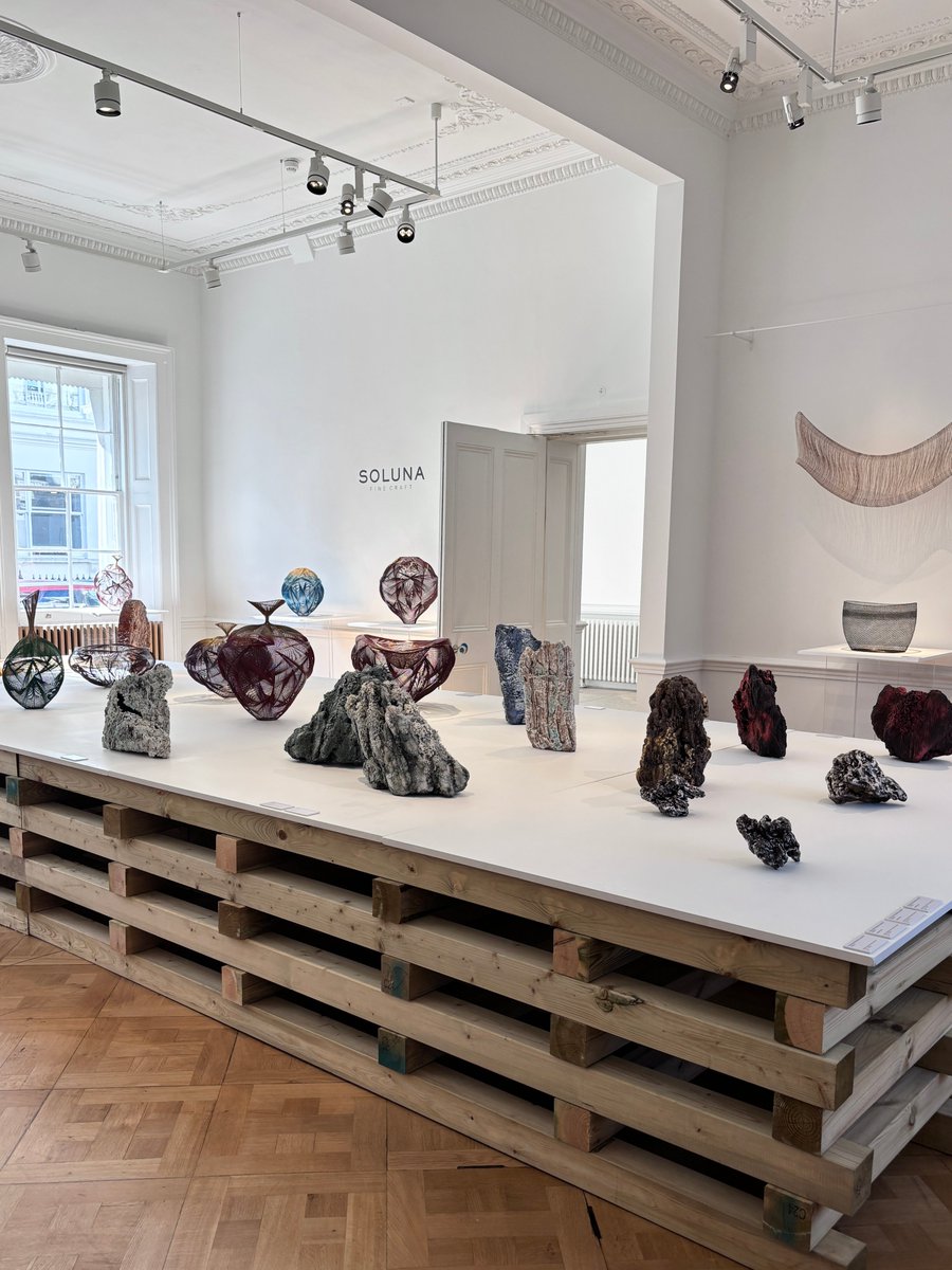 Delighted to help SOLUNA CRAFT create a base for one of their exhibition displays in South Kensington! The smooth finish &amp; consistent section size of our planer regularised structural timber made an ideal component for this display.
thetimbergroup.co.uk/joists-carcass… solunacraft.com