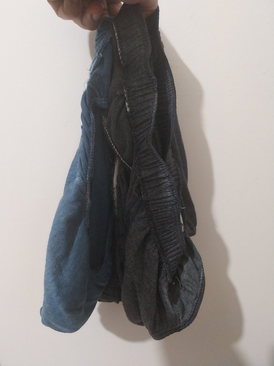 Dikos temen banyak bgt cd bekas pakenya yg lom dicuci 🤭😁